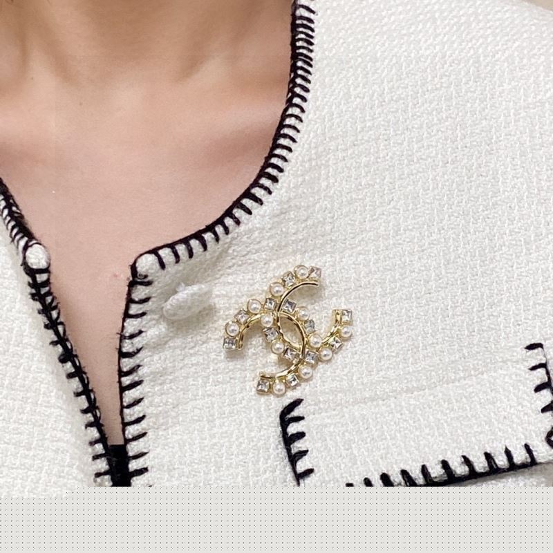 Ch*el brooches